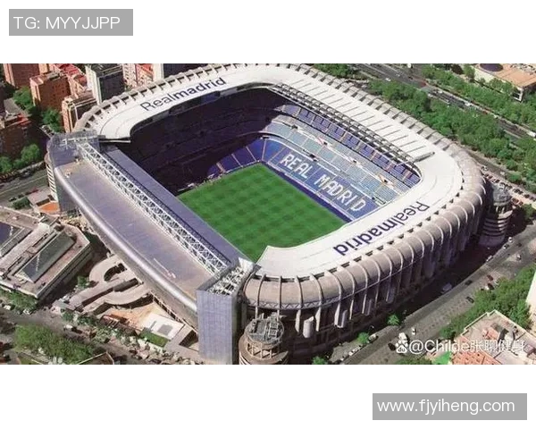 足球巨星引领潮流全方位解析球场传奇与个人风采的完美结合